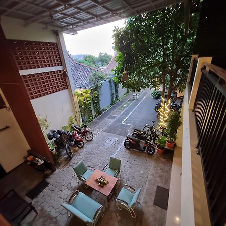 Hotel Omah Nayan à Maguwo Extérieur photo