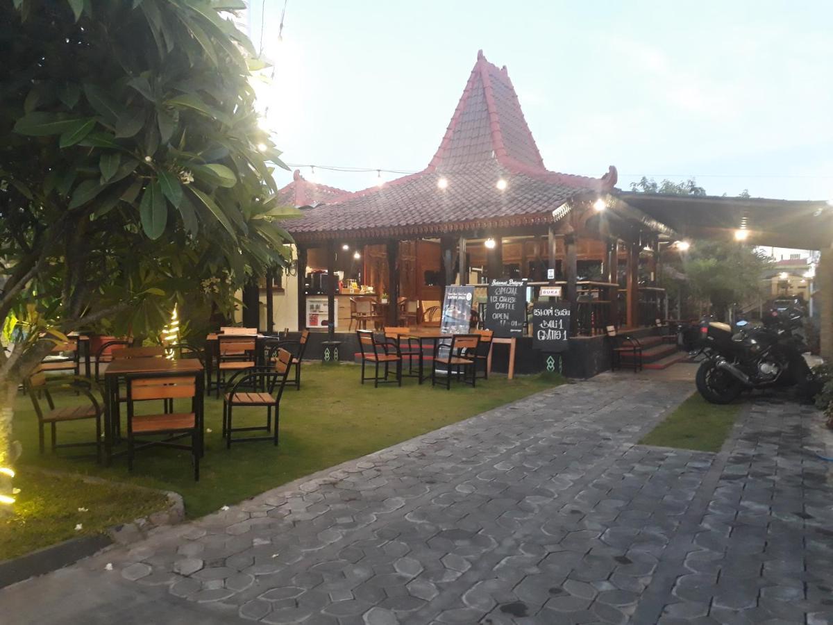 Hotel Omah Nayan à Maguwo Extérieur photo