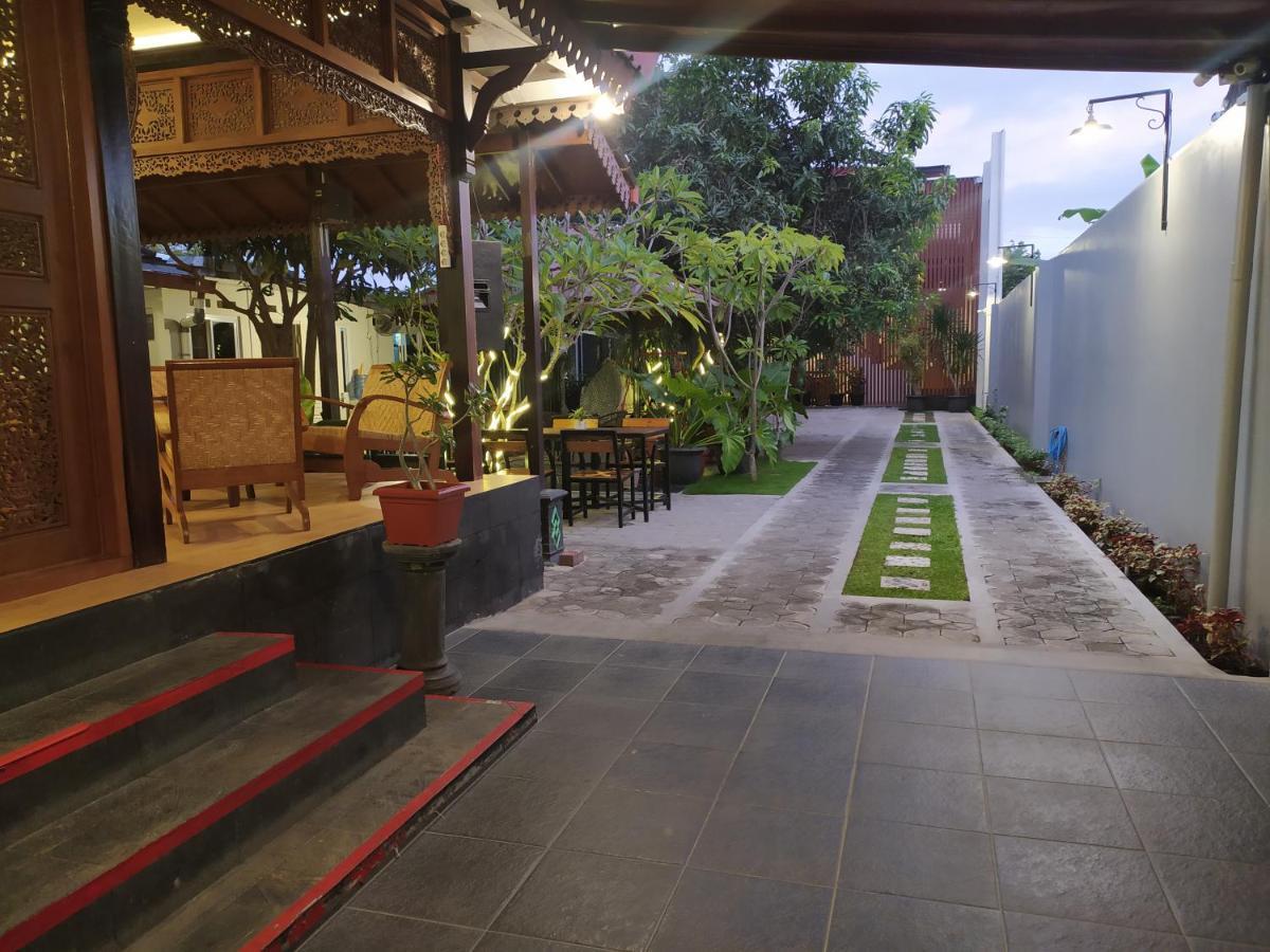 Hotel Omah Nayan à Maguwo Extérieur photo