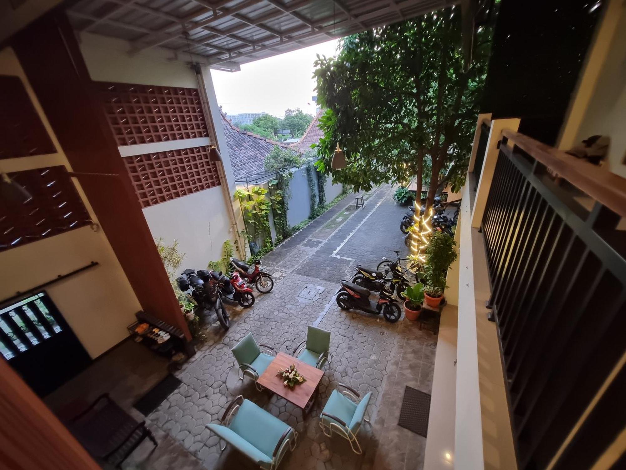 Hotel Omah Nayan à Maguwo Extérieur photo